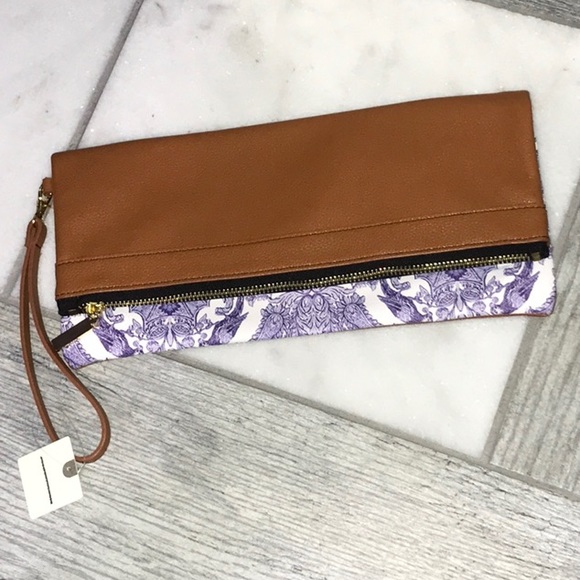 Anthropologie Handbags - Anthropologie Lined Wrislet Clutch by Aeson NEW